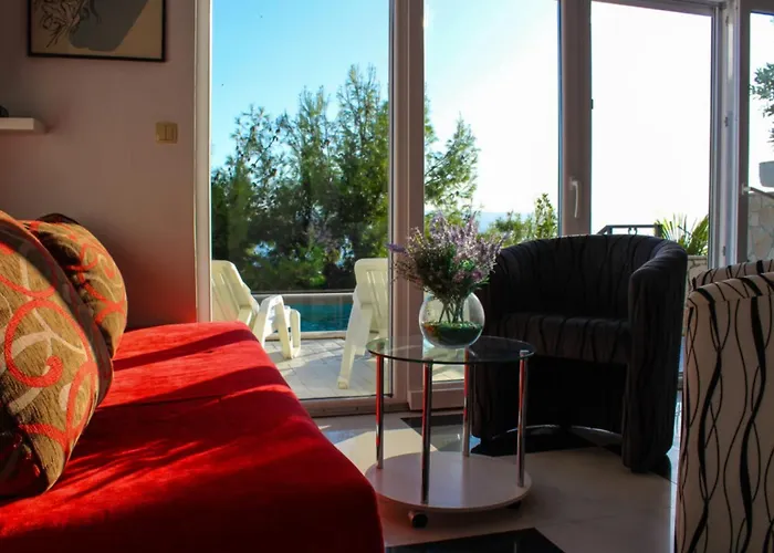 Seafront Sea Relax With Private Pool Balcony شقة *